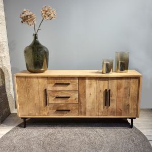 Jayden dressoir met 3 lades en 3 deuren 180